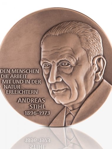 Andreas Stihl – Bronze medal in high relief